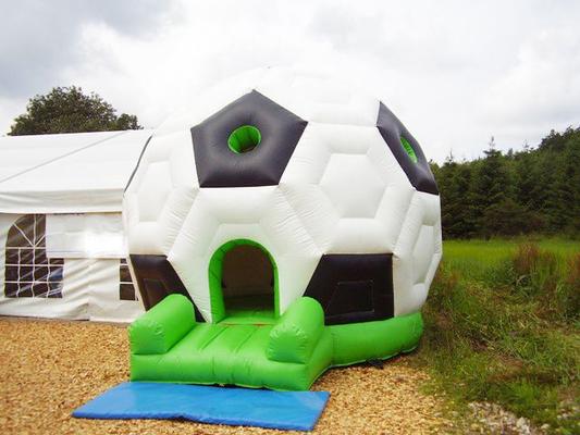 Hüpfburg mieten & vermieten - Fussball Hüpfburg in Idstein