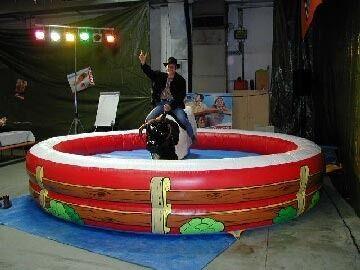 Bullriding mieten & vermieten - Bullriding/Rodeo - Klassisches Bullenreiten in Freiburg im Breisgau