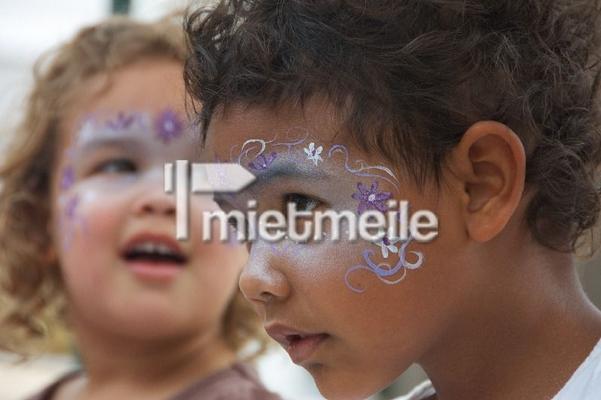 Kindersachen mieten & vermieten - Opalia Farbenfrohes Kinderschminken in Emsdetten
