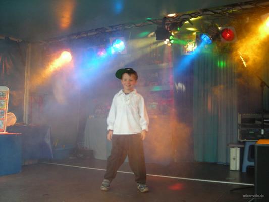 Skydancer mieten & vermieten - Party Disko & Luftballontiere der Extraklasse, Kinderdisco, Kinder Party, Hüpfburg, Luftballonfiguren, Luftballons, Zauberer, Spiele, Moderation, Tontechnik, Clown, Karussel in Herbertingen