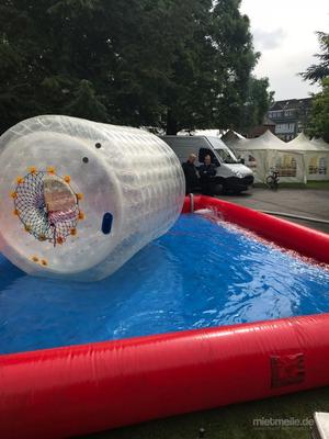 Wasserspiele mieten & vermieten - Wasserrollen Walk als Alternative zum Wasserball in Gelsenkirchen