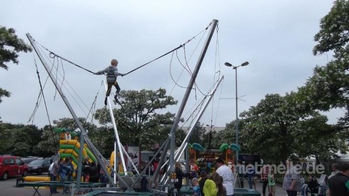 Bungee mieten & vermieten - BungeeTrampolin & Kletterberg mieten in Ense