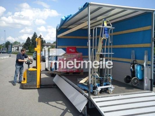 Planenanhänger mieten & vermieten - Tandem-XL-Anhänger mit Plane und Rampe in Lindau (Bodensee)