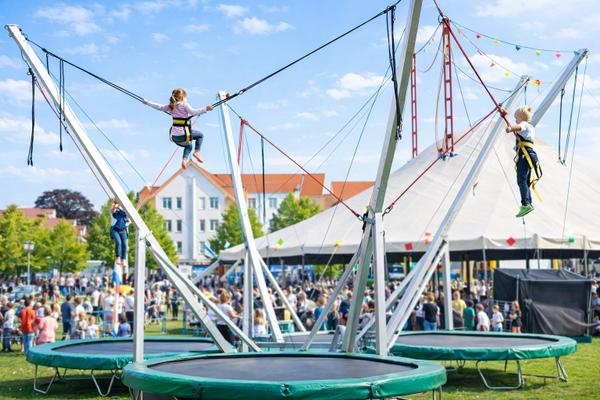 Trampoline mieten & vermieten - Vierer Trampolin – Quadro Jump mieten in Bramsche