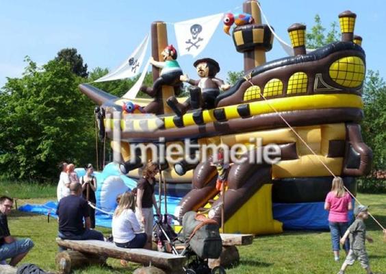 Großspielgeräte mieten & vermieten - Piratenschiff XXL - 15 m lang und 9 m hoch in Bramsche