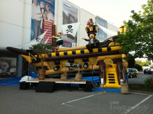 Großspielgeräte mieten & vermieten - Piratenschiff XXL - 15 m lang und 9 m hoch in Bramsche
