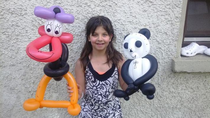 Hüpfburg mieten & vermieten - Hüpfburg, Ballon Zauberei, Schminken, Ballon modellage, Ballontiere, Ballonzauberer, Ballonclown, Clown, Kinderpartyclown, Kinderdisco, Spiele, Tanzen, Torwand, Tattoos in Herbertingen