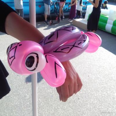 Hüpfburg mieten & vermieten - Hüpfburg, Ballon Zauberei, Schminken, Ballon modellage, Ballontiere, Ballonzauberer, Ballonclown, Clown, Kinderpartyclown, Kinderdisco, Spiele, Tanzen, Torwand, Tattoos in Herbertingen