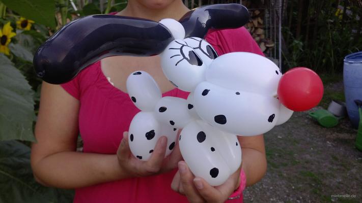 Clown mieten & vermieten - Minnie Mouse Luftballon Figuren & Kindershows in Herbertingen