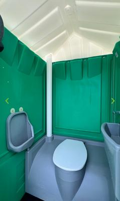 Toilettenkabine mieten & vermieten - Baustellen WC "Waschbär-Rastplatz“ in Berlin Friedrichshain