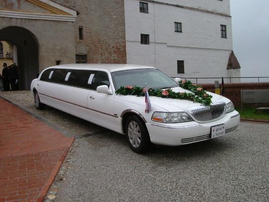 Limousinen mieten & vermieten - Stretchlimousine in weiß in Reisbach