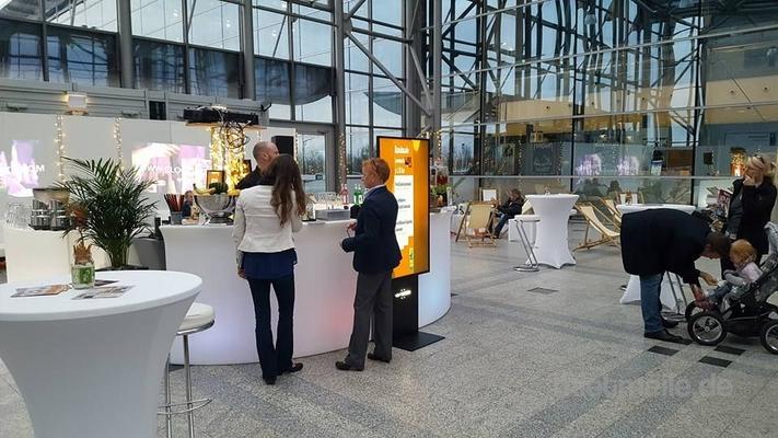 Stühle mieten & vermieten - Barhocker in weißem Leder in Leinefelde