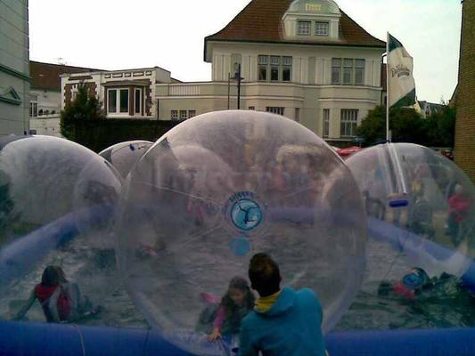 Wasserspiele mieten & vermieten - Wasserspiel/ Walking Waterballs mit Pool & 3 Bälle in Dinslaken