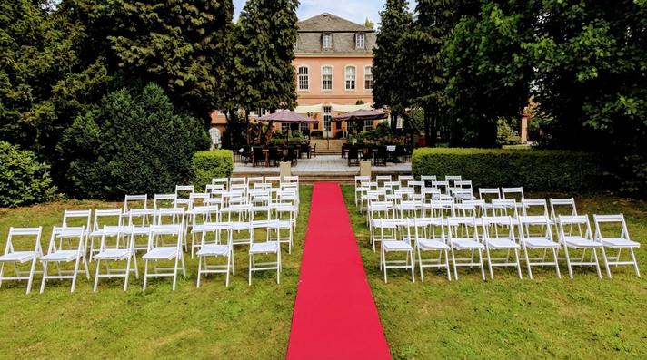 Teppiche mieten & vermieten - Roter Teppich mieten (1x10m) – VIP-Teppich für Events & Empfänge inkl. Reinigung in Wuppertal