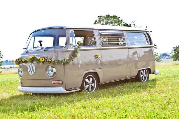 Hochzeitsauto mieten & vermieten - BrideRide | Der Braut-Transporter in Kämpfelbach