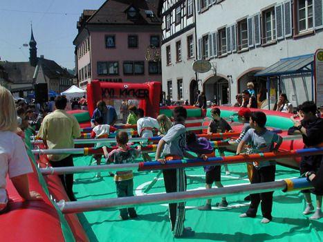 Menschenkicker mieten & vermieten - XXL- Menschenkicker in Freiburg im Breisgau