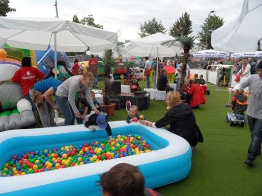 Kindersachen mieten & vermieten - Spielplatz XXL, spielmobil mieten, leihen, verleih in Göppingen