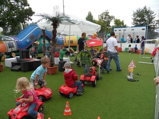 Kindersachen mieten & vermieten - Spielplatz XXL, spielmobil mieten, leihen, verleih in Göppingen