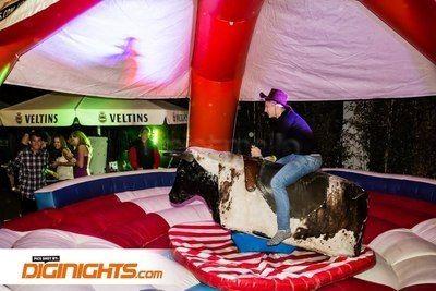 Bullriding mieten & vermieten - Bullriding in Sinsheim