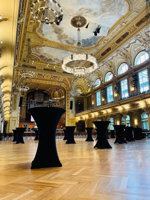 Stehtische mieten & vermieten - Stehtisch mit Stretch-Husse mieten (Ø 80 cm) – Weiß, Schwarz oder Rot inkl. Reinigung in Wuppertal