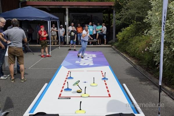 Curlingbahn mieten & vermieten - Eisstockbahn / Curlingbahn / Eisstockschiessen auch inkl. Überdachung / Eisstockbahn mieten in Neukirchen-Vluyn