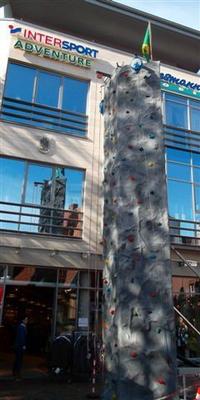 Kletterwand mieten & vermieten - 10 Meter Klettermassiv in Ense