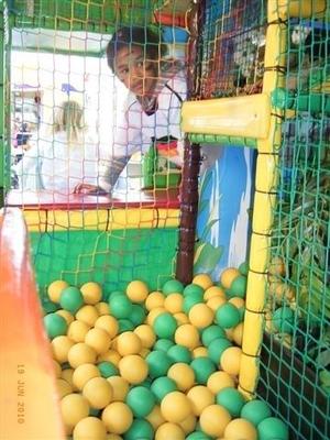 Kletterwand mieten & vermieten - Dschungel-Spielmobil mieten in Ense