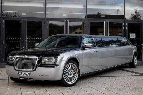Limousinen mieten & vermieten - Chrysler 300 C Stretchlimousine in Hilchenbach