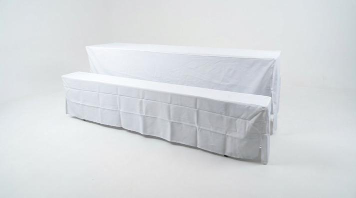 Hussen Bierzeltgarnitur mieten & vermieten - Hussen-Set für Bierzeltgarnitur mieten – 70 cm (Extra Breit) – 3-teilig Weiß in Wuppertal