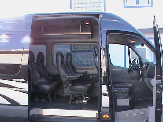 Hochzeitsauto mieten & vermieten - Luxus VIP Sprinter in Magdeburg