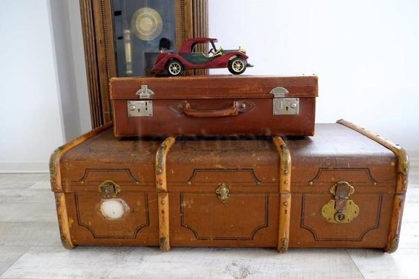 Requisiten mieten & vermieten - Vintage - Requisiten / Litfassäulen in Berlin