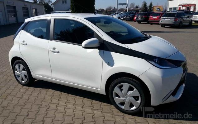 Auto mieten & vermieten - Mietwagen Klasse A Toyota Aygo für 1 Tag (Mo-Fr) in Dresden