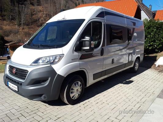 Wohnmobile mieten & vermieten - Livingston mit Längsbetten in Todtnau