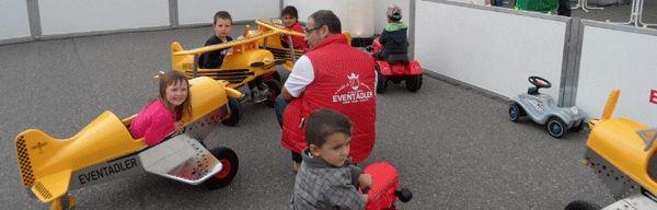 Funcars mieten & vermieten - Kart, Tretcars, Tretautos, Kinderflugzeuge Kinderbaustelle Parcours verleih, mieten in Göppingen