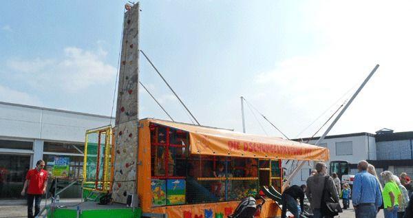 Spielmobil mieten & vermieten - Bungy, Bungee trampolin mieten Stuttgart in Göppingen