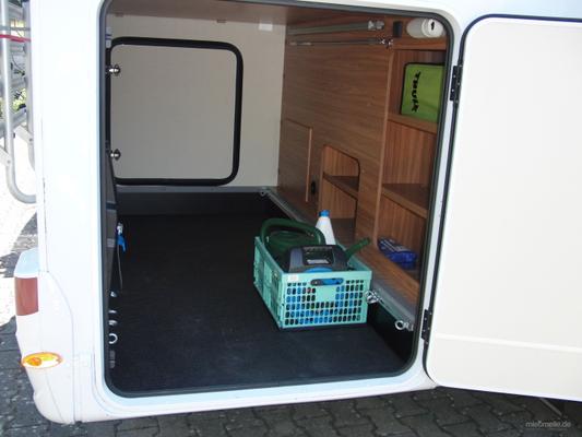 Wohnmobile mieten & vermieten - Wohnmobil Carado T 448 / Einzelbetten Hubbett in Kitzingen