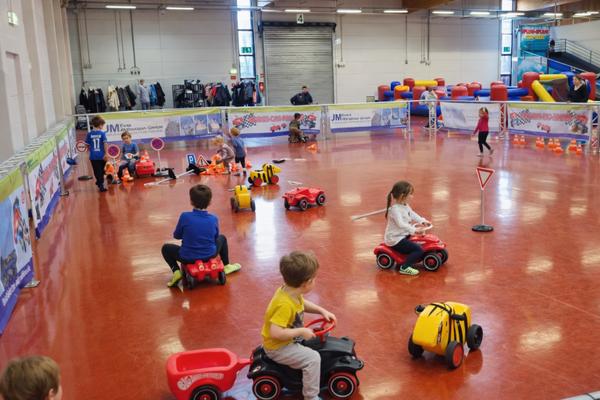Parcours mieten & vermieten - Kinder-Car-Parkour mieten in Bramsche