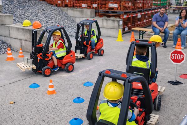 Parcours mieten & vermieten - Tretstapler-ParKour mieten in Bramsche