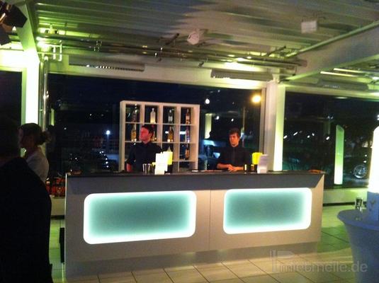 Mobile Bar mieten & vermieten - Cocktailcatering & Showbarkeeper in Mannheim
