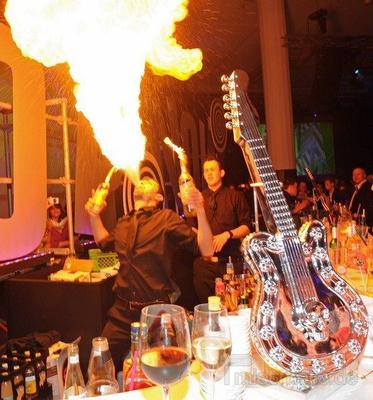 Mobile Bar mieten & vermieten - Cocktailcatering & Showbarkeeper in Mannheim