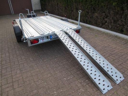 Motorradanhänger mieten & vermieten - Motorradanhänger Trailer Gebremst 100 km/h in Drangstedt