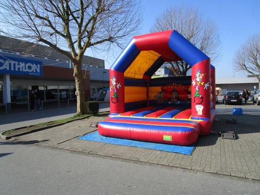 Hüpfburg mieten & vermieten - Hüpfburg Zirkus 4mx5m mit Dach in Kamen