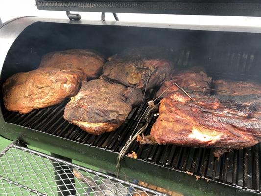 Catering mieten & vermieten - BBQ Smoker Catering Spare Ribs Pulled Pork Burger Brisket Lachs in Leipzig