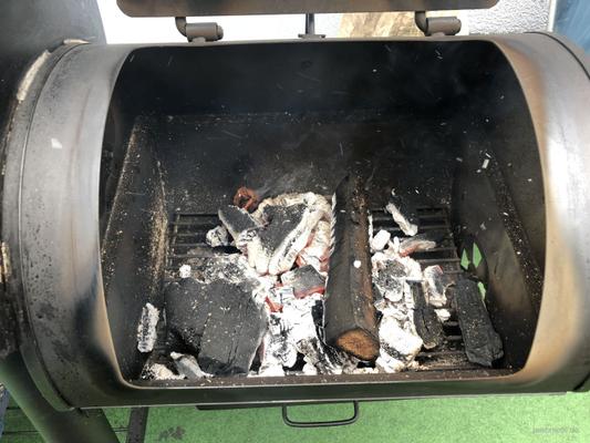 Catering mieten & vermieten - BBQ Smoker Catering Spare Ribs Pulled Pork Burger Brisket Lachs in Leipzig