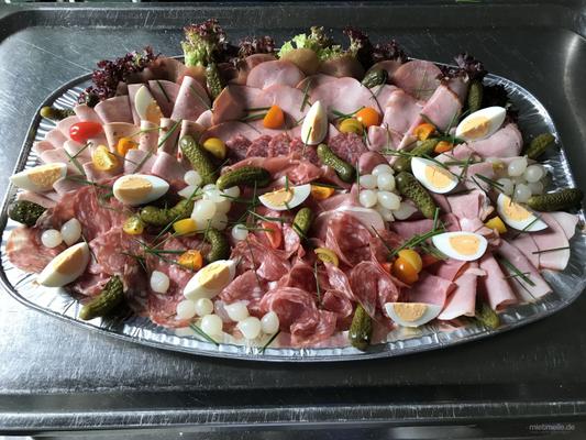 Catering mieten & vermieten - Spanferkel Wildschwein Lamm Truthahn Ente Gans frisch gegrillt in Leipzig