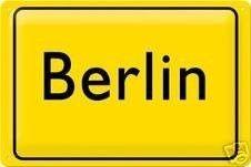 Requisiten mieten & vermieten - Ortsschild Berlin, Berlin, Ortsschild, Hauptstadt, Ortseingangsschild, Stadtschild, Schild, Berlin Schild, Dekoration in Kamp-Bornhofen