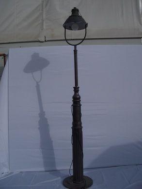 Leuchten & Lampen mieten & vermieten - Straßenlaternen, Laterne, Lampe, Parklaterne, Parklampe, Leuchte, Licht, Beleuchtung, Dekoration, Event, Messe in Kamp-Bornhofen