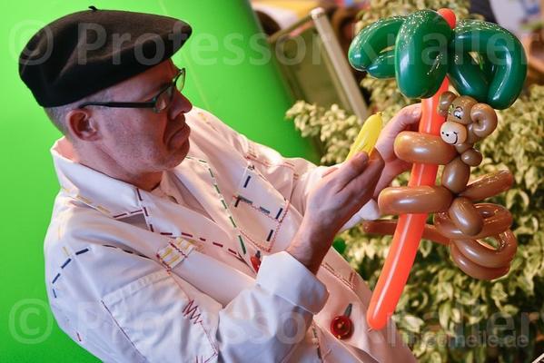 Ballonkünstler mieten & vermieten - Die Professor Knaller Show in Dresden