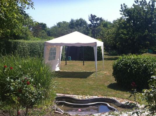 Pavillon mieten & vermieten - Faltpavillon 3x3m mit 4 Seitenteilen in Niedernhausen