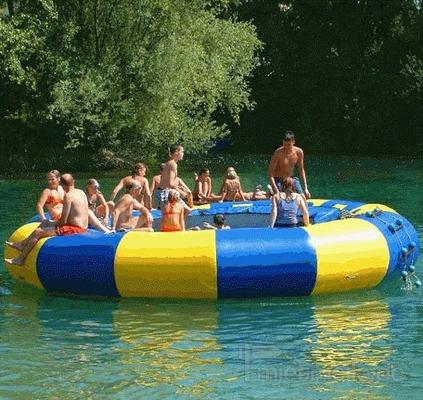 Wasserspiele mieten & vermieten - Wassertrampolin in Münnerstadt